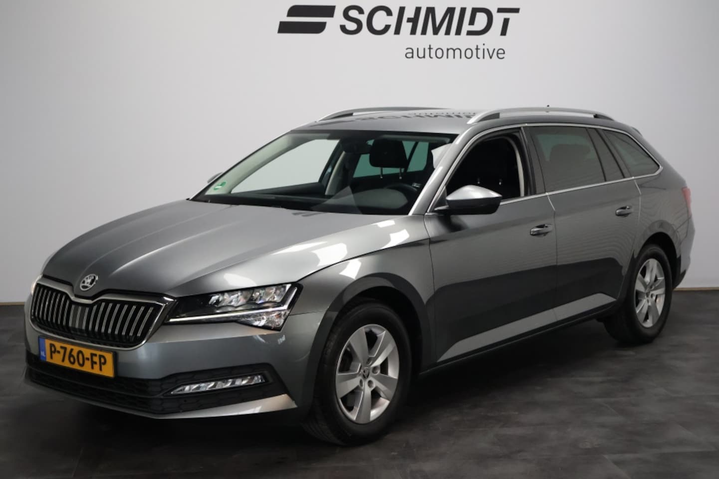 Skoda Superb Combi - 1.5 TSI Business Edition Automaat | LED | Navigatie | Carplay - AutoWereld.nl