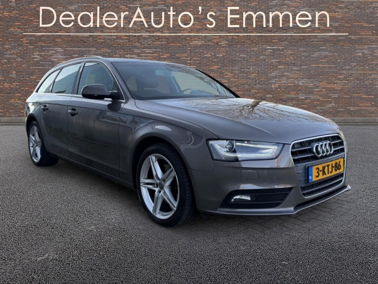 Audi A4 Avant - 1.8 TFSI ECC LMV NAVIGATIE CRUISE - AutoWereld.nl