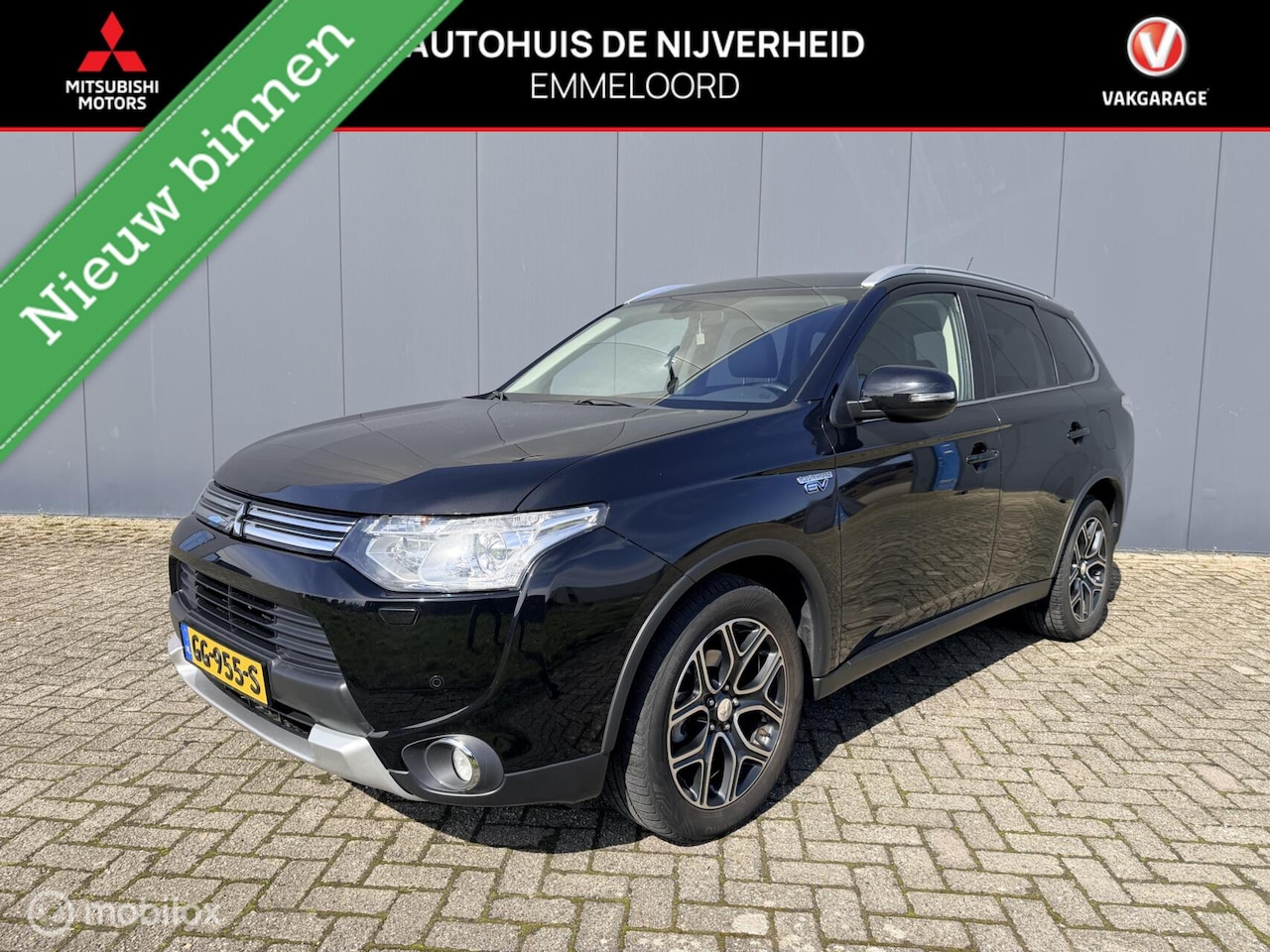 Mitsubishi Outlander - 2.0 PHEV Limited Edition X-Line|trekhaak|allseason banden - AutoWereld.nl