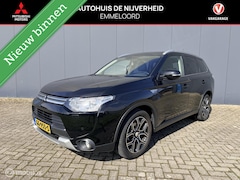 Mitsubishi Outlander - 2.0 PHEV Limited Edition X-Line|trekhaak|allseason banden