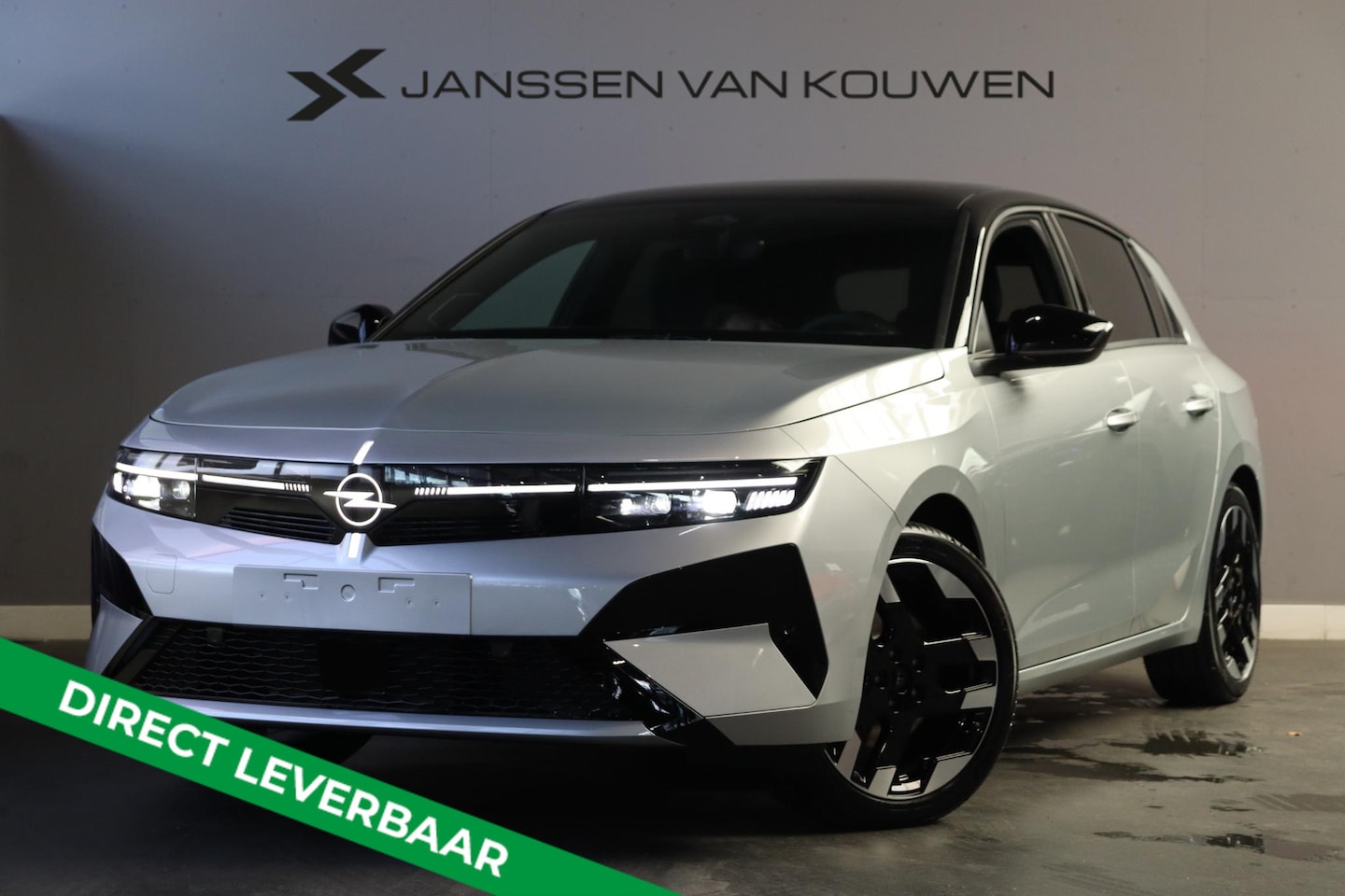 Opel Astra Electric - 58 kWh Ultimate / Pano / Suede / Voorraad - AutoWereld.nl