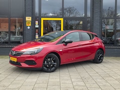 Opel Astra - 1.2 Business Elegance | Sportstuur | Camera + Sensoren | Apple Climate | Carplay | Android