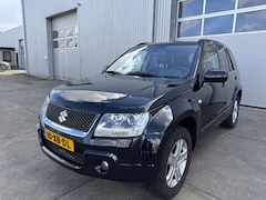 Suzuki Grand Vitara - 2.0-16V High Executive AUTOMAAT TREKHAAK AIRCO. NW. APK
