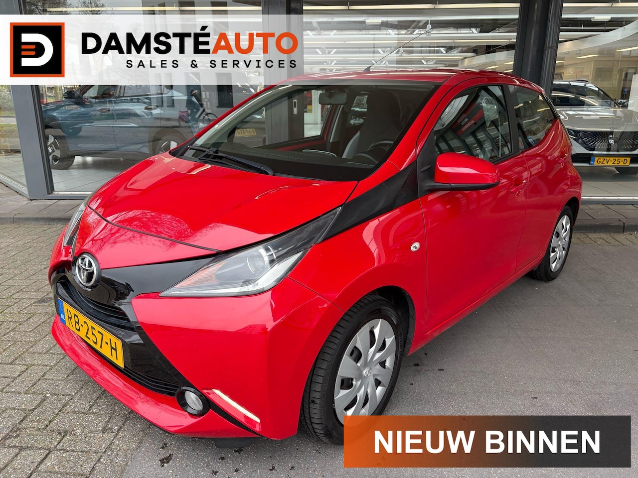 Toyota Aygo - 1.0 VVT-i x-play Apple carplay , Camera - AutoWereld.nl