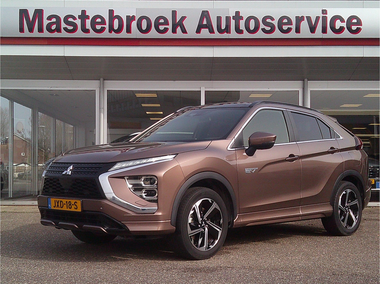 Mitsubishi Eclipse Cross - 2.4 PHEV Instyle Staat in Hardenberg - AutoWereld.nl
