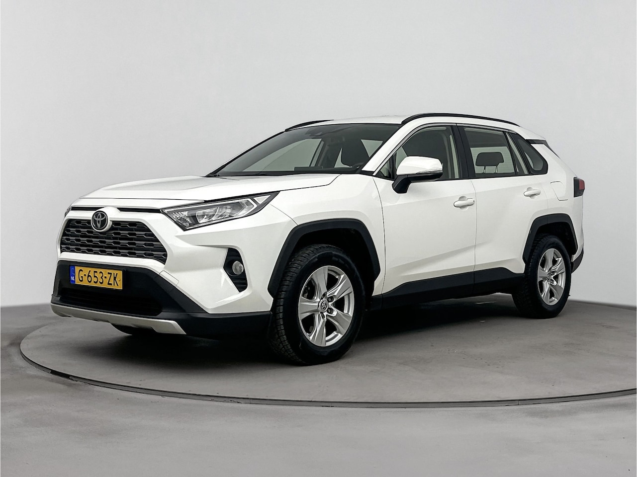 Toyota RAV4 - 2.0 VVT-iE Dynamic Automaat Leseman aangemeld 9-3 vanuit leverancier - AutoWereld.nl