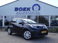 Toyota Aygo X - 1.0 VVT-i MT Play CAMERA | ADAPT. CRUISE | BT-TEL | AIRCO