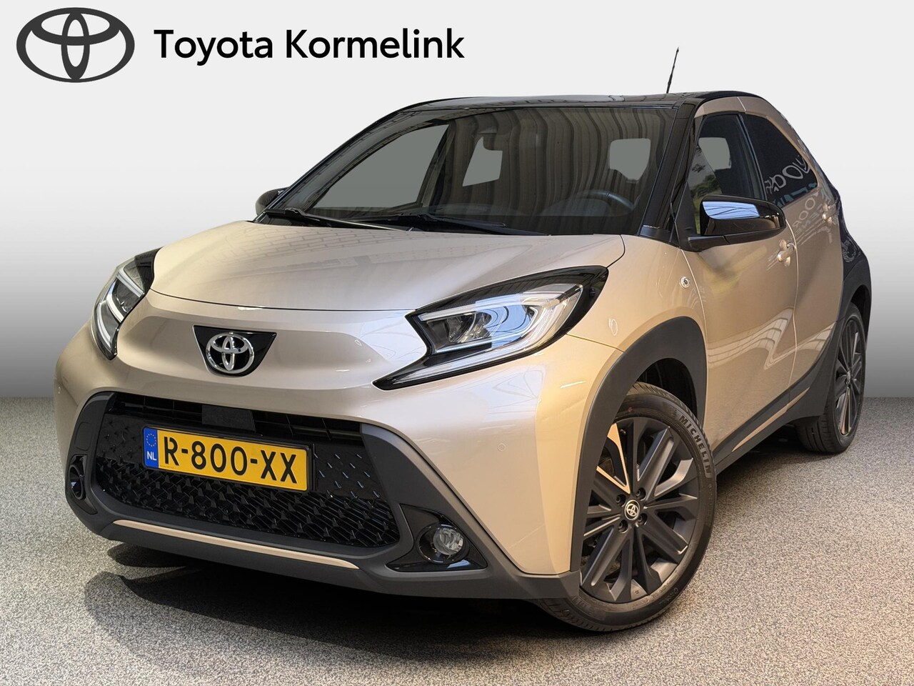 Toyota Aygo X - 1.0 VVT-i S-CVT Premium automaat - AutoWereld.nl