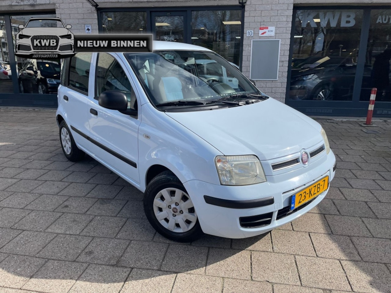 Fiat Panda - 1.2 5Drs Nieuwe apk Weinig Km - AutoWereld.nl