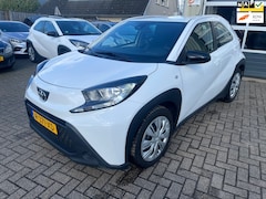 Toyota Aygo X - 1.0 VVT-i MT Play
