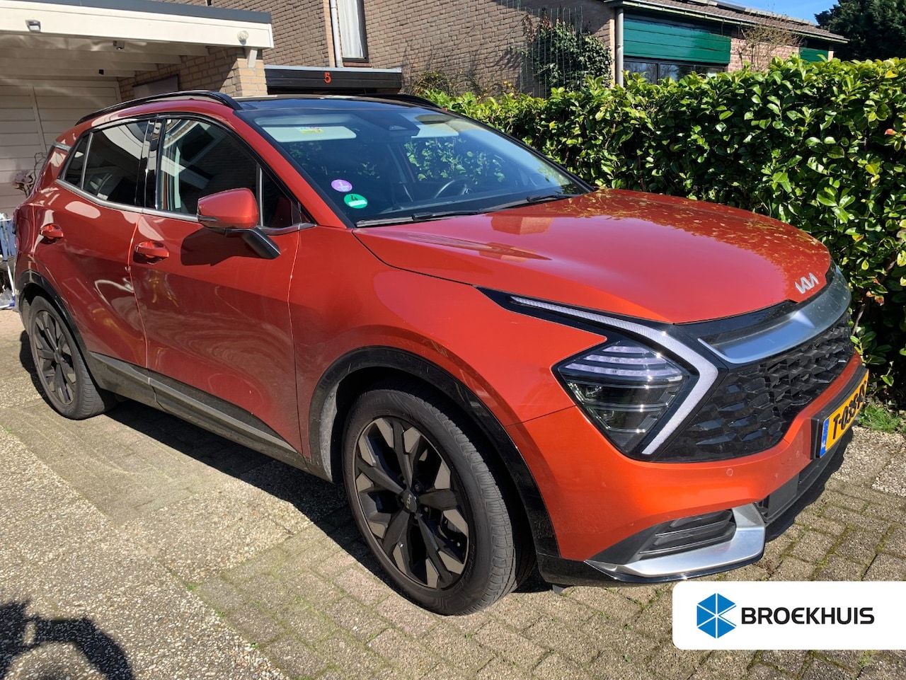 Kia Sportage - 1.6 T-GDi Plug-in Hybrid AWD DynamicPlusLine / Navigatie / Camera / Schuifdak / Stoel -en - AutoWereld.nl