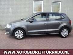 Volkswagen Polo - 1.4-16V Comfortline navi 5drbj2011