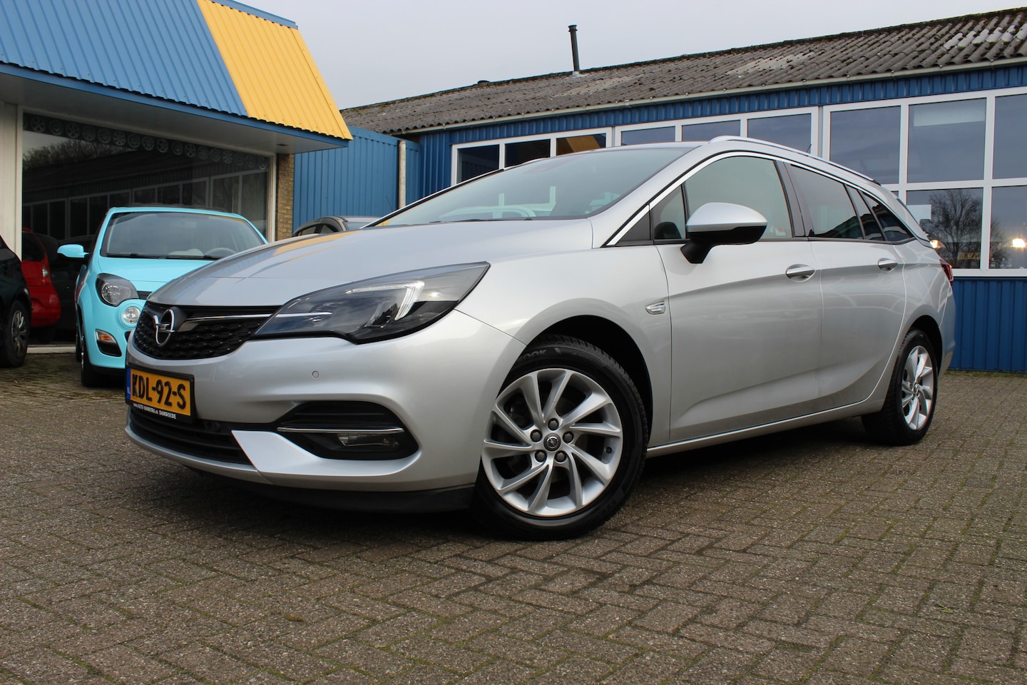 Opel Astra Sports Tourer - 12i "Elegance" Navi - Cruise - PDC !!! 130 Pk - AutoWereld.nl