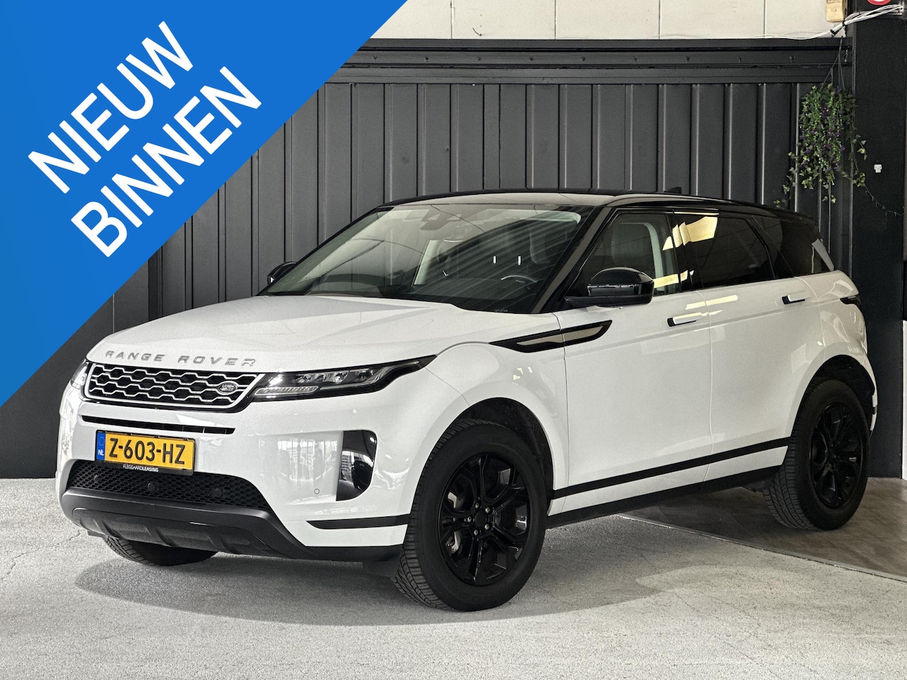 Land Rover Range Rover Evoque - 2.0 P200 AWD R-Dynamic S | Carplay | Achteruitrijcamera | luxe lederen bekleding |Cruise C - AutoWereld.nl