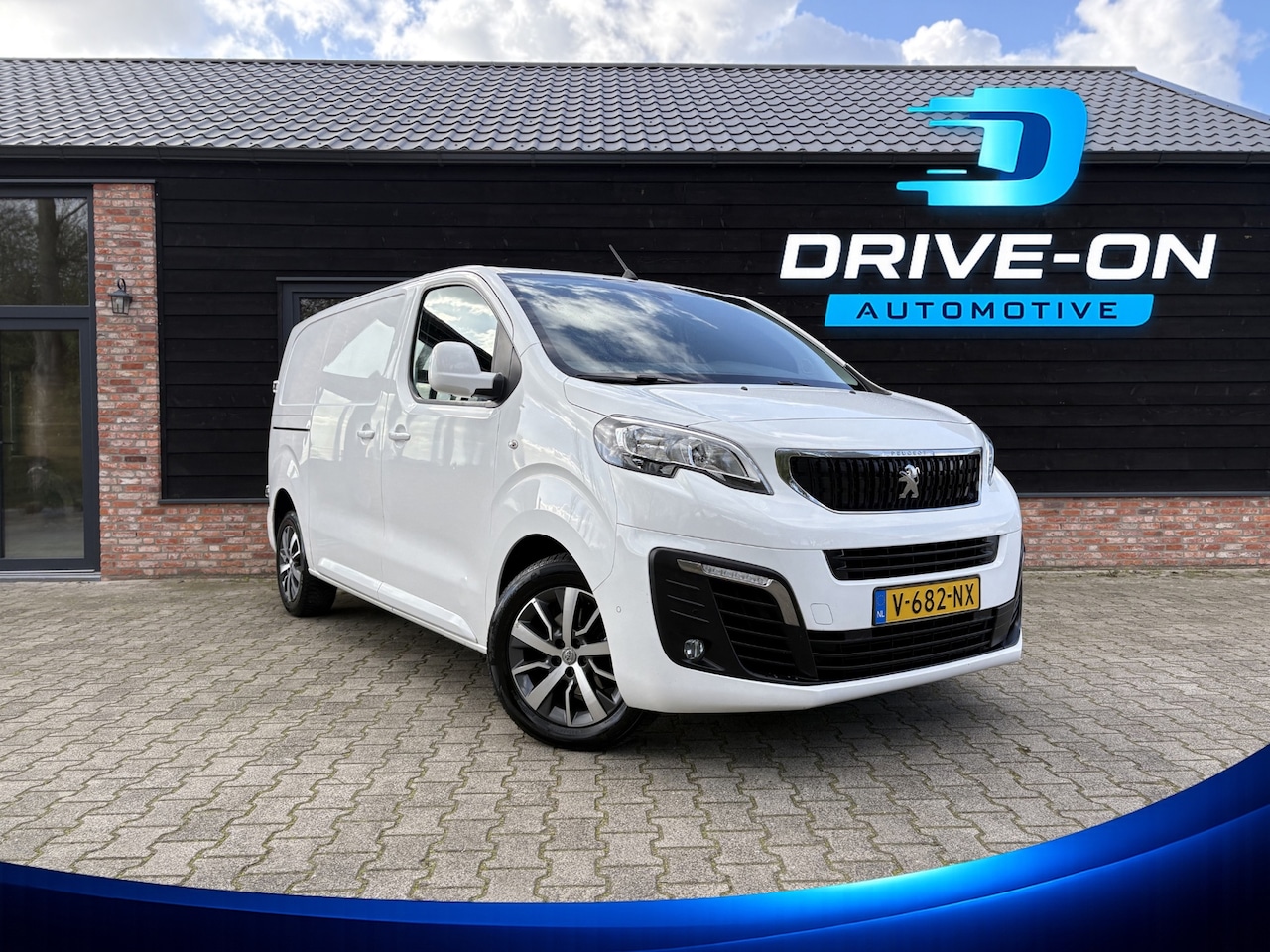 Peugeot Expert - 231S 2.0 BlueHDI 120 - 3 pers - groot scherm - cruise - AutoWereld.nl