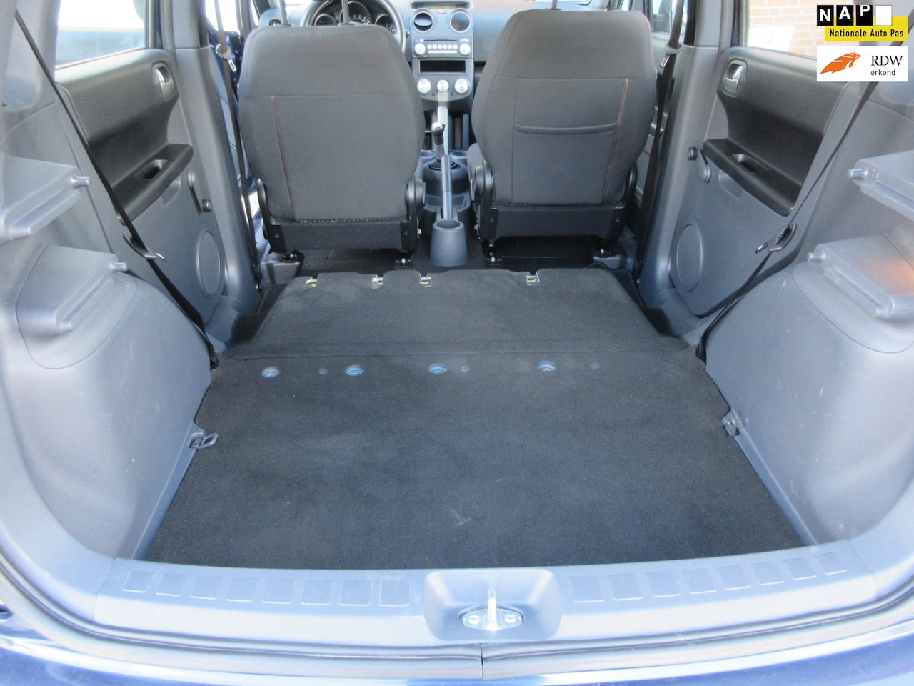 Mitsubishi Colt - 1.3 Invite, 5 Drs, Schuifbank, Lage km, APK 10-26 - AutoWereld.nl