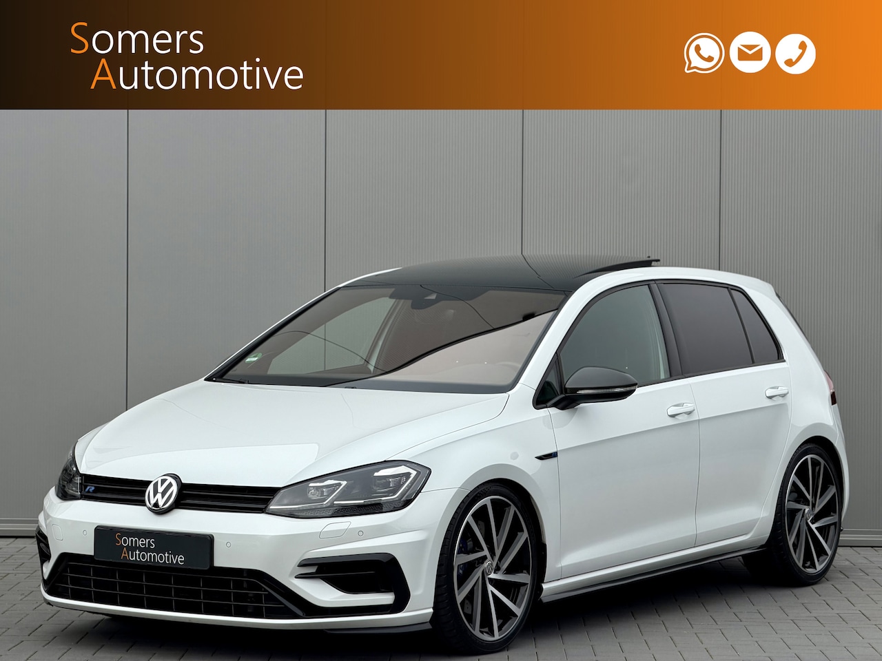 Volkswagen Golf - 2.0 TSI 4Motion R HGP Turbo 480pk | Akrapovic | Panorama | Dynaudio | 19" - AutoWereld.nl