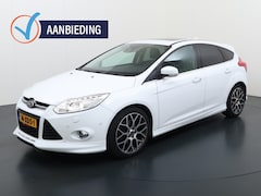 Ford Focus - 1.6 EcoB. SCTi 16V Titanium | LIEFHEBBERS AUTO | 182 pk | FULL
