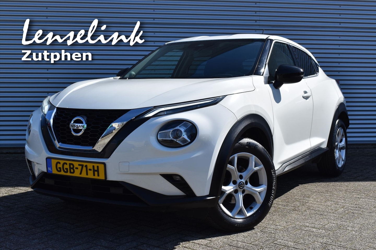 Nissan Juke - 1.0 DIG-T ACENTA AUTOMAAT | Achteruitrijcamera | Apple Carplay | Clima | Stoel verw. | Rij - AutoWereld.nl