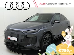 Audi Q6 Sportback e-tron - edition performance 100 kWh | Panoramadak | Trekhaak | Display passagierszijde | 360 camer