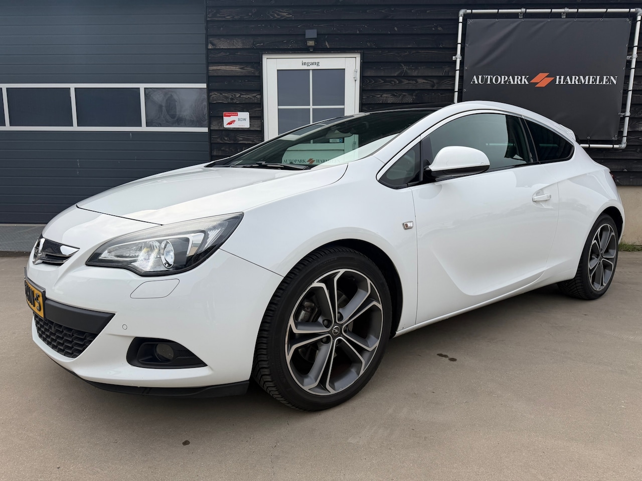 Opel Astra GTC - 1.4 Turbo Sport Leder Led navi - AutoWereld.nl