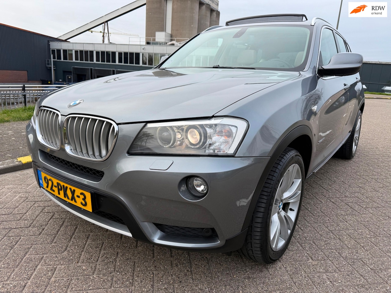 BMW X3 - XDrive35i High Executive_LUX-UITVOERING-NETTE AUTO - AutoWereld.nl