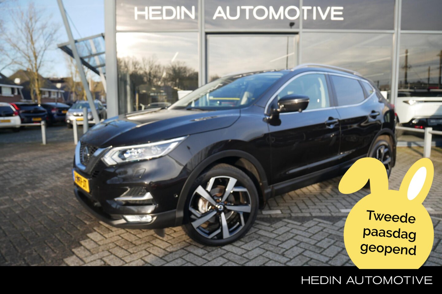 Nissan Qashqai - 1.3 DIG-T 140PK Tekna + | Navigatie | Trekhaak | Panoramadak | Stoelverw. | Elek. Stoelen - AutoWereld.nl