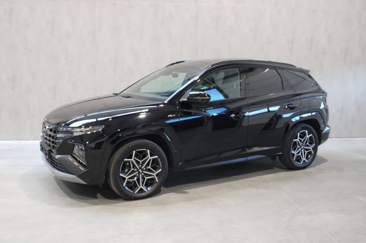 Hyundai Tucson - 1.6 T-GDI PHEV N Line Sky 4WD 265pk / Plug-in Hybrid prijs is rijklaar - AutoWereld.nl