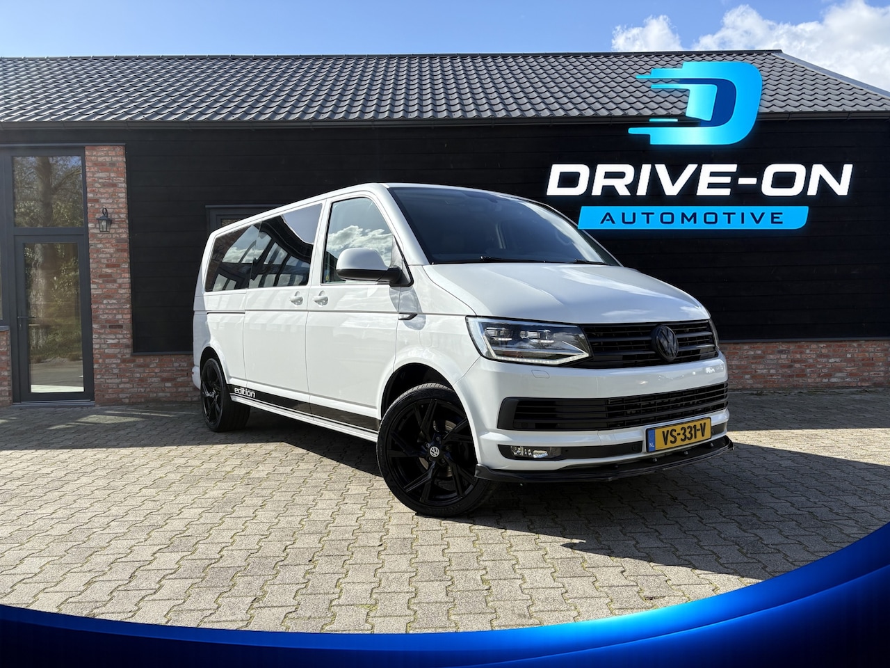 Volkswagen Transporter - 2.0 TDI L2H2 Highline - Dubbel cab - panoramadak - leder - AutoWereld.nl