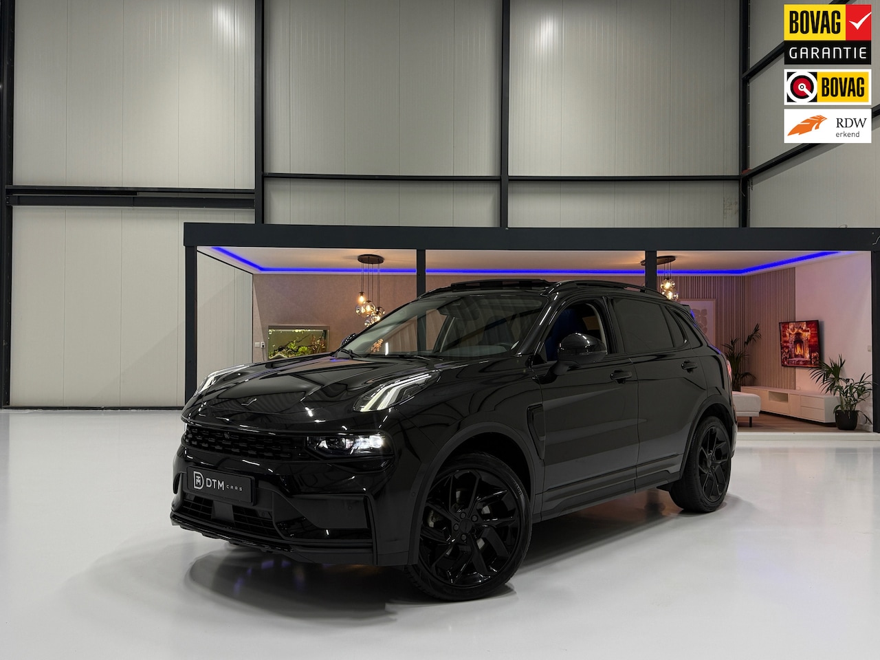 Lynk & Co 01 - RS Shadow Edition 1.5 262PK Pano 360° Navi Adapt cruise 262PK Elekr. Achterklep - AutoWereld.nl