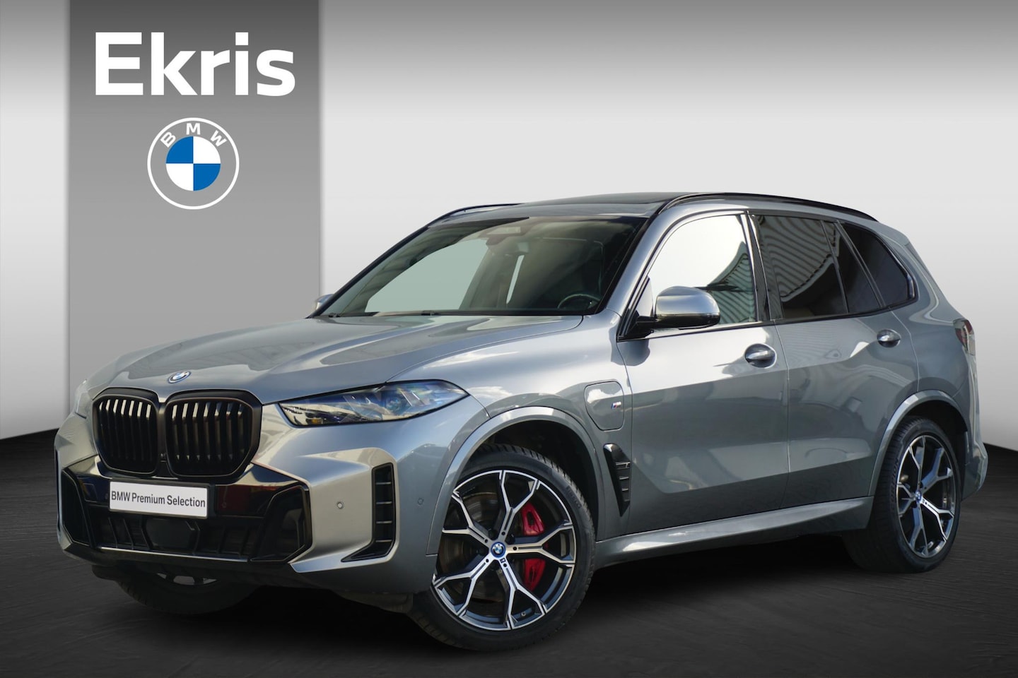 BMW X5 - xDrive50e M Sport Pro / Trekhaak / Soft-Close / Comfortstoelen / Driving Assistant Profess - AutoWereld.nl
