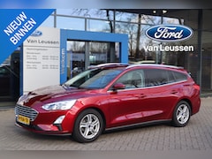 Ford Focus Wagon - 125PK TITANIUM WINTERPACK STOEL/STUURVERW. DAKRAILS PRIVACY-GLASS CAMERA CRUISE PARK-SENSO