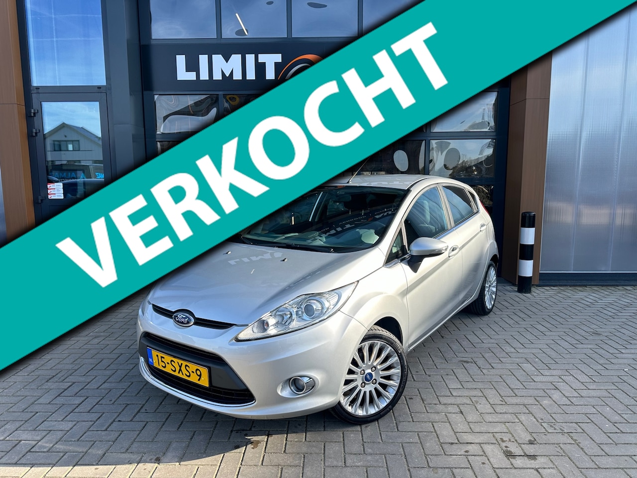 Ford Fiesta - 1.25 Titanium/Airco/Elek.Ramen/Lmv/Nap/Apk - AutoWereld.nl