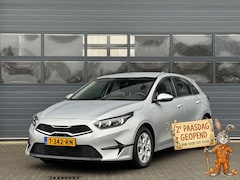 Kia Cee'd - CEED 1.0 T-GDI DYNAMICLINE I P-CAMERA I ADAPT. CRUISE CONTROL I APPLE CARPLAY I NAVIGATIE