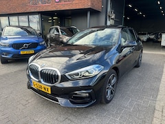 BMW 1-serie - 118i Executive AUTOMAAT CAMERA DAK DEALER OH ORIG NL NAP