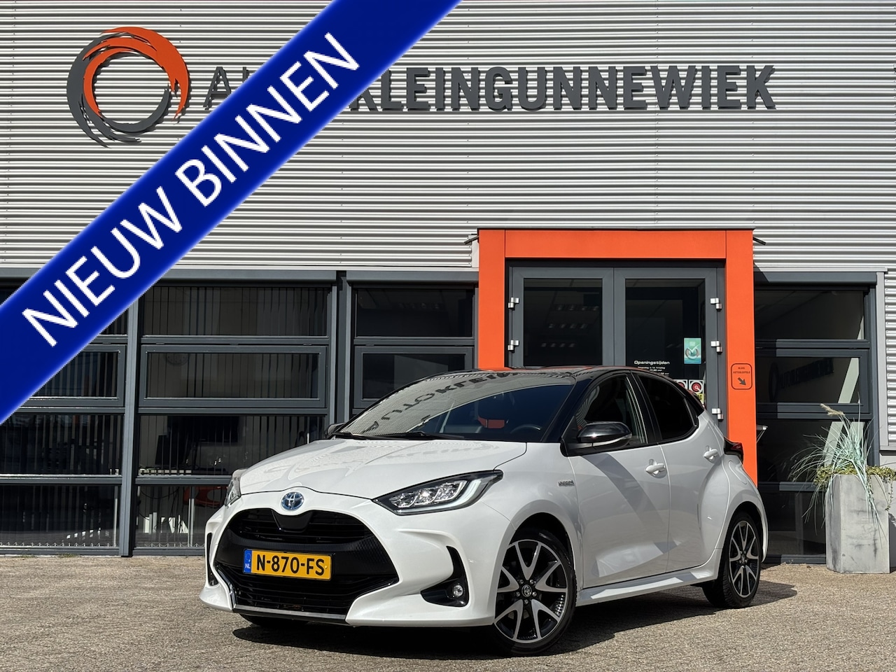 Toyota Yaris - 1.5 Hybrid Executive Selection / Applecarplay/AndroidAuto / Camera / Stoelverwarming / - AutoWereld.nl