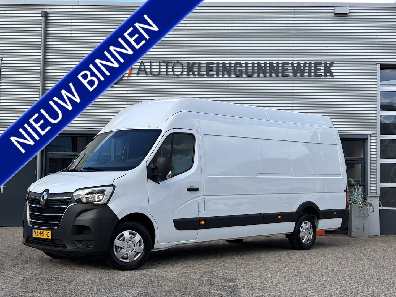 Renault Master - T35 2.3 dCi 145 L4H3 EL Energy Comfort / Navischerm / Airco / - AutoWereld.nl