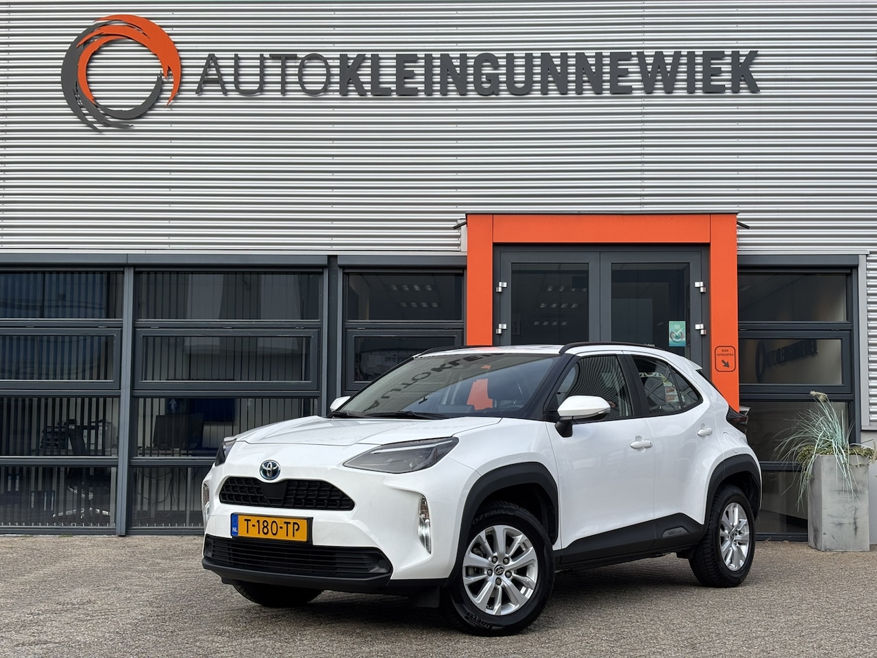 Toyota Yaris Cross - 1.5 Hybrid Active / Trekhaak / Camera / Applecarplay/AndroidAuto / - AutoWereld.nl