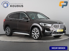 BMW X1 - sDrive20i VDL Nedcar Edition (Afn. Trekhaak / Camera / Navi Pro / Head Up / 19'')