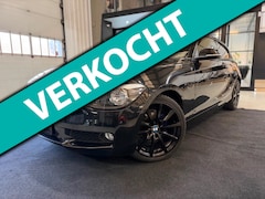 BMW 1-serie - Black line Keyles 18' Lm velgen Garantie Dealer Onderhouden Parkeersensoren