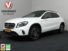 Mercedes-Benz GLA-Klasse - 200 Premium | ACC | Panoramadak | Trekhaak | 360° Camera
