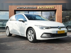 Volkswagen Golf - 1.5 TSI Style Adapt. Cruise HeadUp Memory Stoel/Stuurverwarming DAB+
