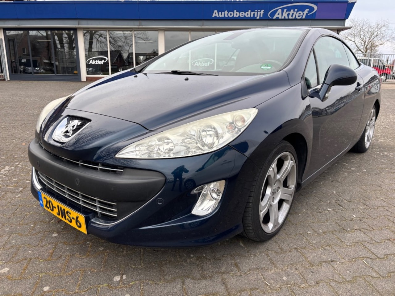 Peugeot 308 - CC 1.6 103 kW FELINE - AutoWereld.nl