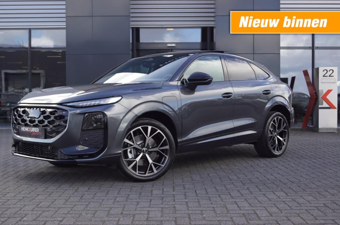 Audi Q3 Sportback - e-Hybrid S-Line 272pk/Panodak/Camera/20 Inch LM/Trekhaak wegklb./ - AutoWereld.nl