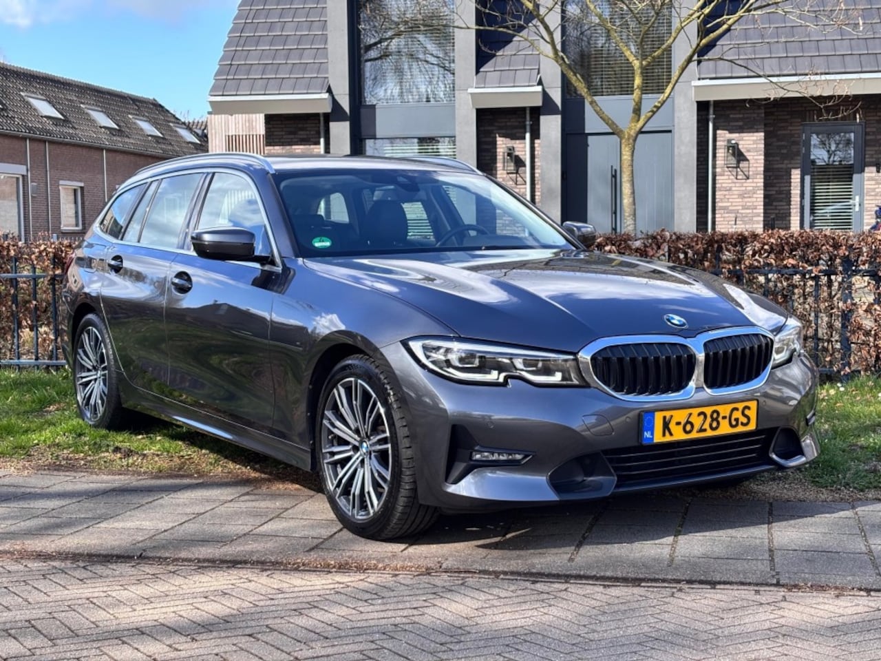 BMW 3-serie - 184 PK ,G21,Sportline,Navi Prof,Hifi,DAB,Keyless Entry,Led koplampen,Alarm - AutoWereld.nl