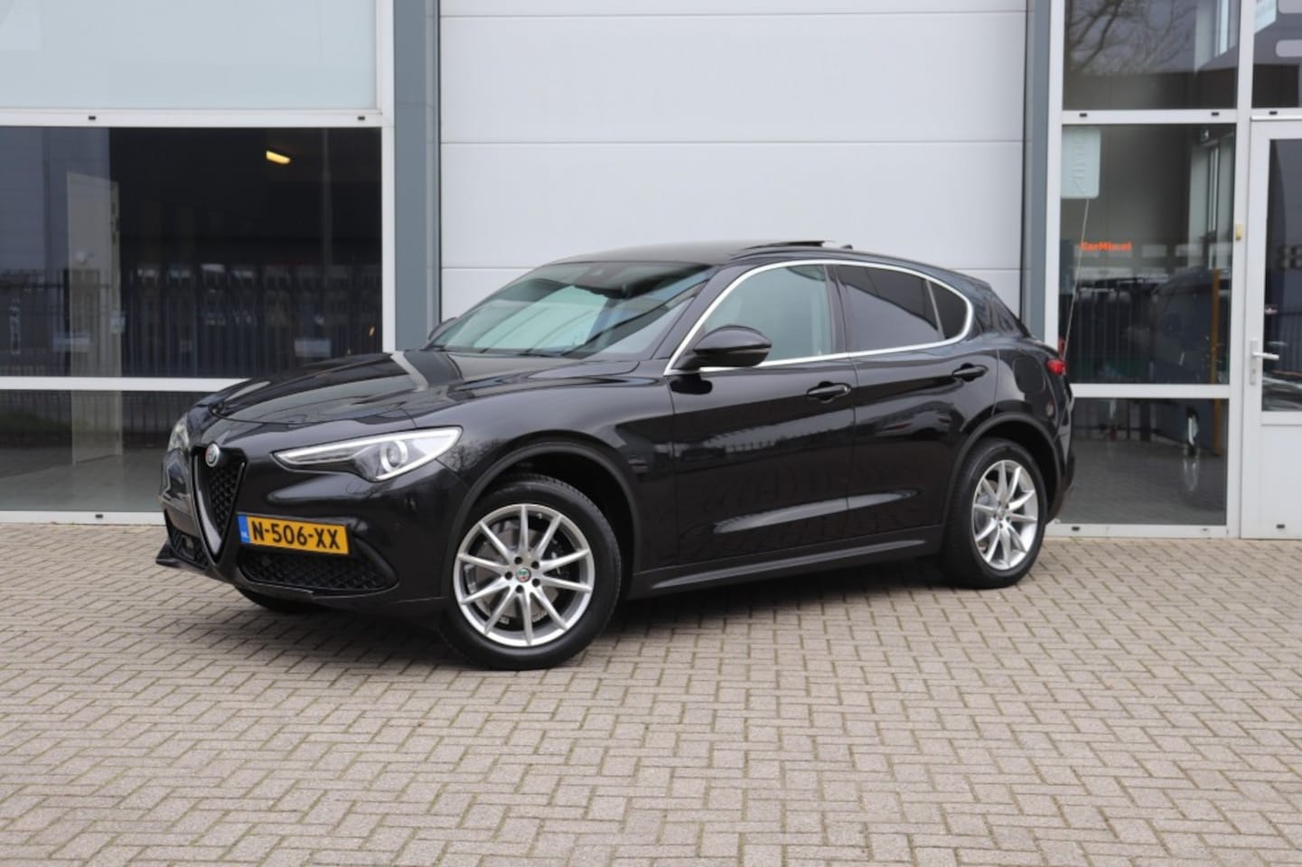 Alfa Romeo Stelvio - 2.0 T AWD Ti Q4 /CARPLAY/KEYLESS/ADAP.CRUISE - AutoWereld.nl