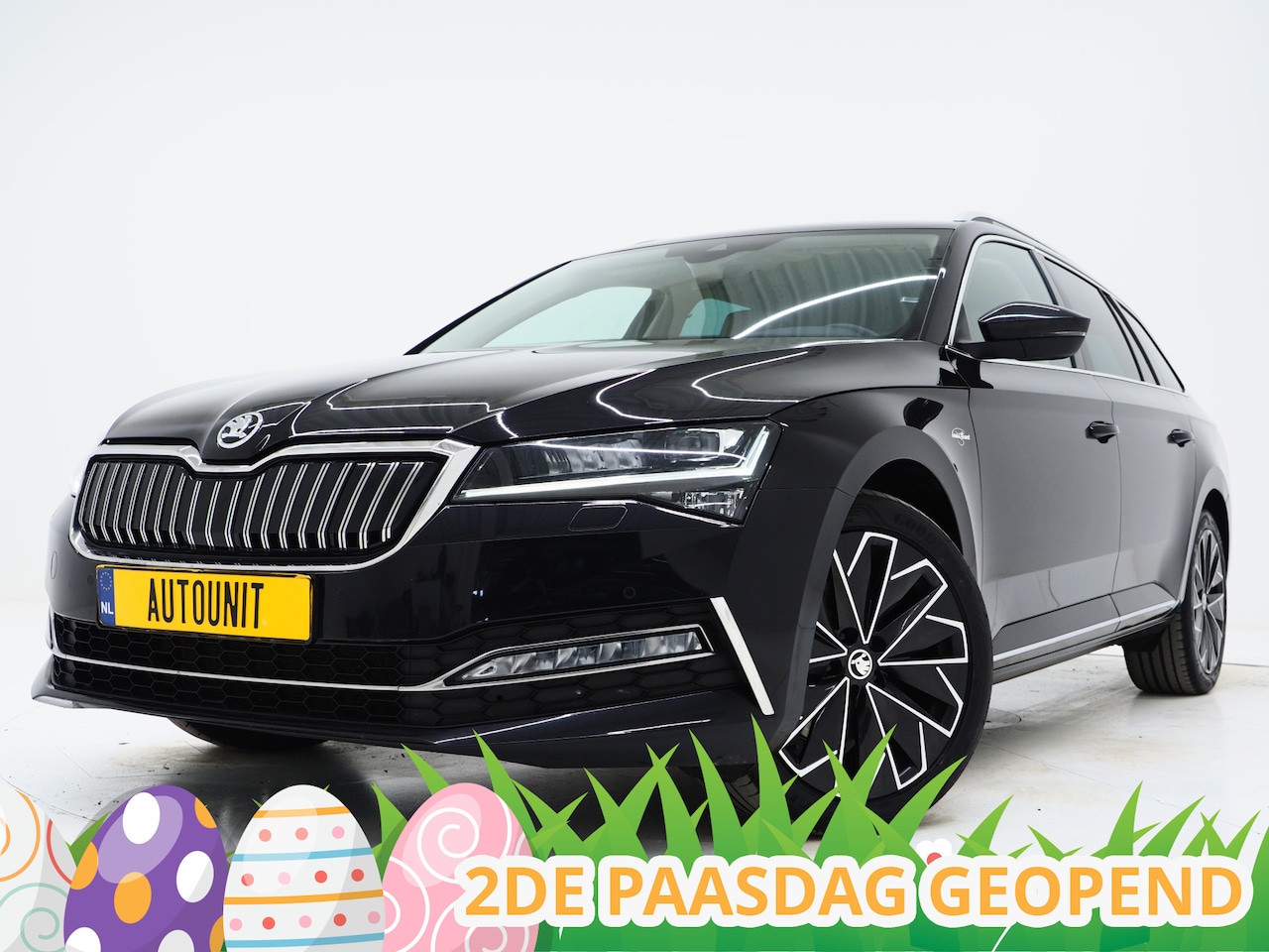 Skoda Superb Combi - 1.4 TSI iV Laurin & Klement | Leder | Trekhaak | Canton | Adaptive Cruise | Keyless | Sfee - AutoWereld.nl