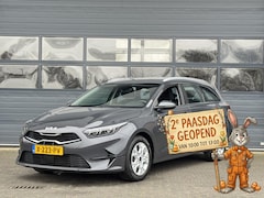 Kia Cee'd Sportswagon - CEED 1.0 T-GDI DYNAMICLINE I 2E PAASDAG OPEN I APPLE CARPLAY I P-CAMERA I CLIMATE CONTROL