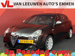 Alfa Romeo Giulietta - 2.0 JTDm Distinctive | Leder | Clima | Apk 30-09-2026