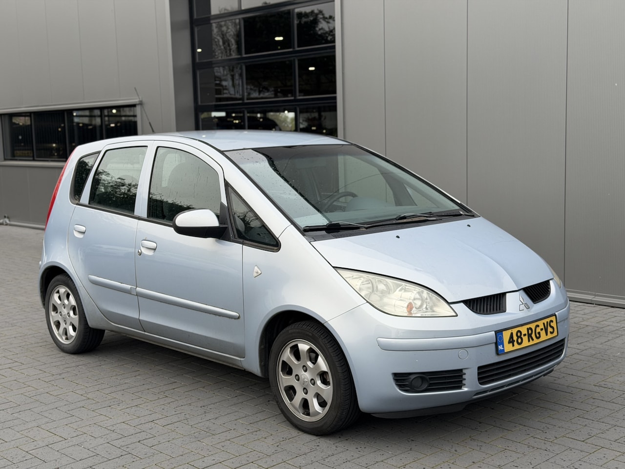 Mitsubishi Colt - 1.3 Inform Cool Pack Plus | 5 deurs | Airco | Lichtmetalen velgen - AutoWereld.nl